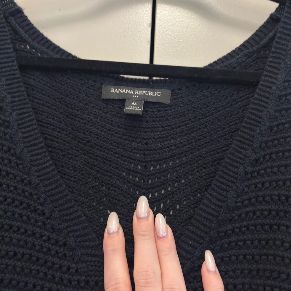 Banana Republic Women's Navy Open-Knit V-Neck Sweater